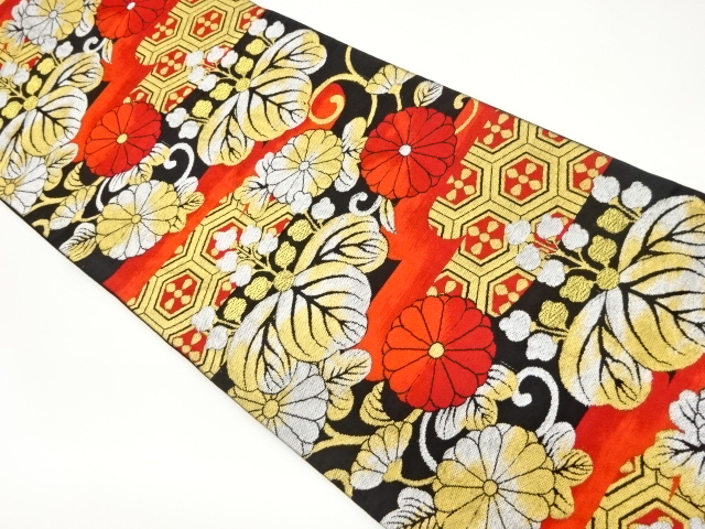 菊桐にヱ霞亀甲模様織り出し袋帯